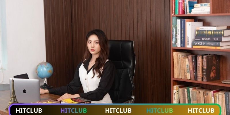 Tiểu sử và hành trình nổi bật của tác giả HITCLUB