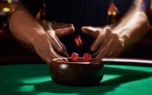 Bát Hình Xóc Đĩa