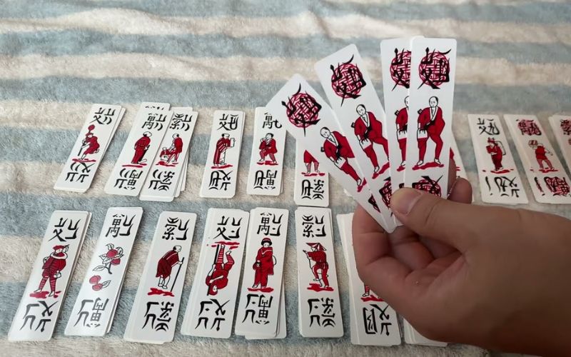 Sắp xếp bài tay khoa học nâng tầm đẳng cấp